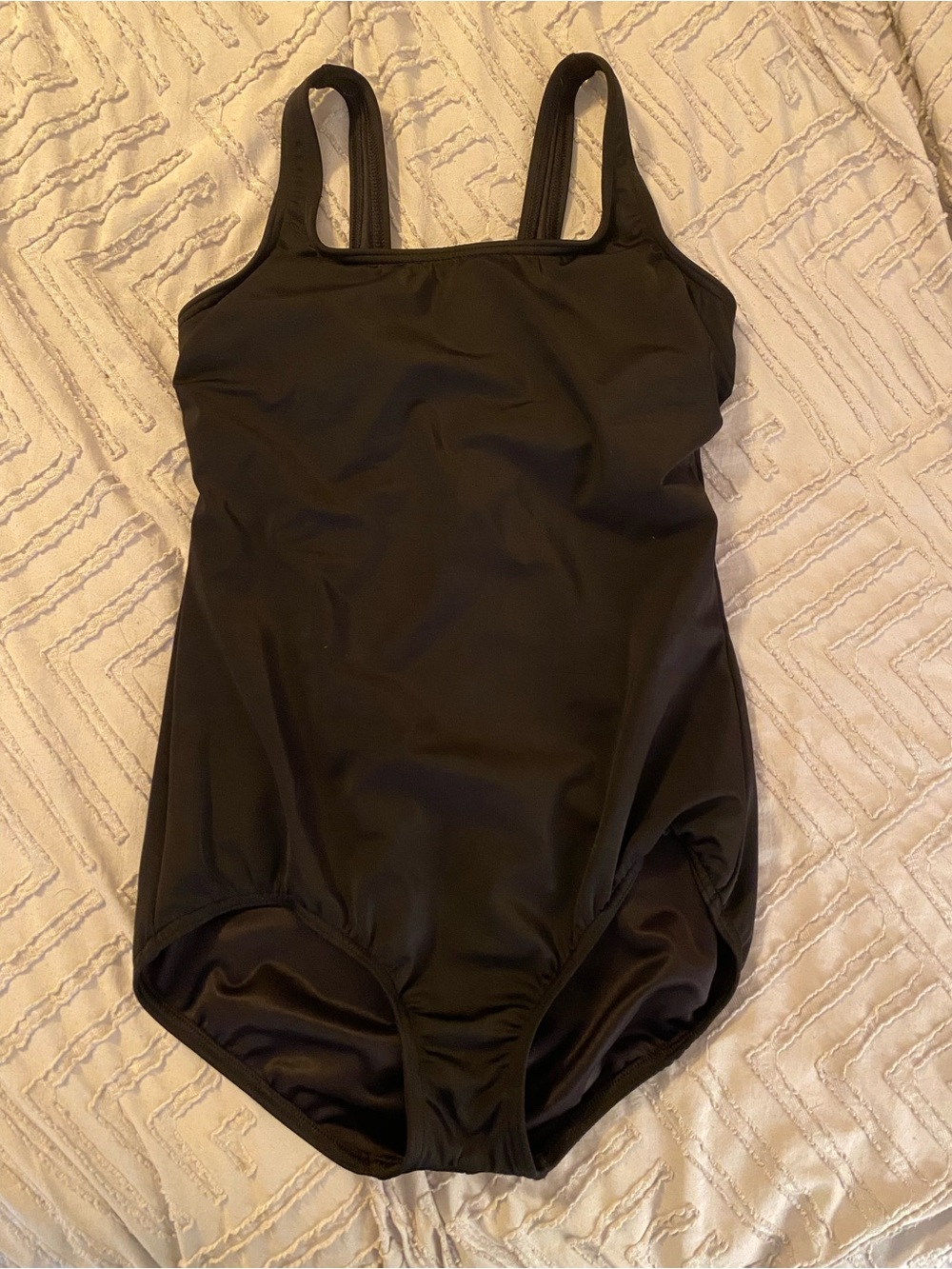 Lands' End Black size 6 Square-Neck One-Piece Swimsuit